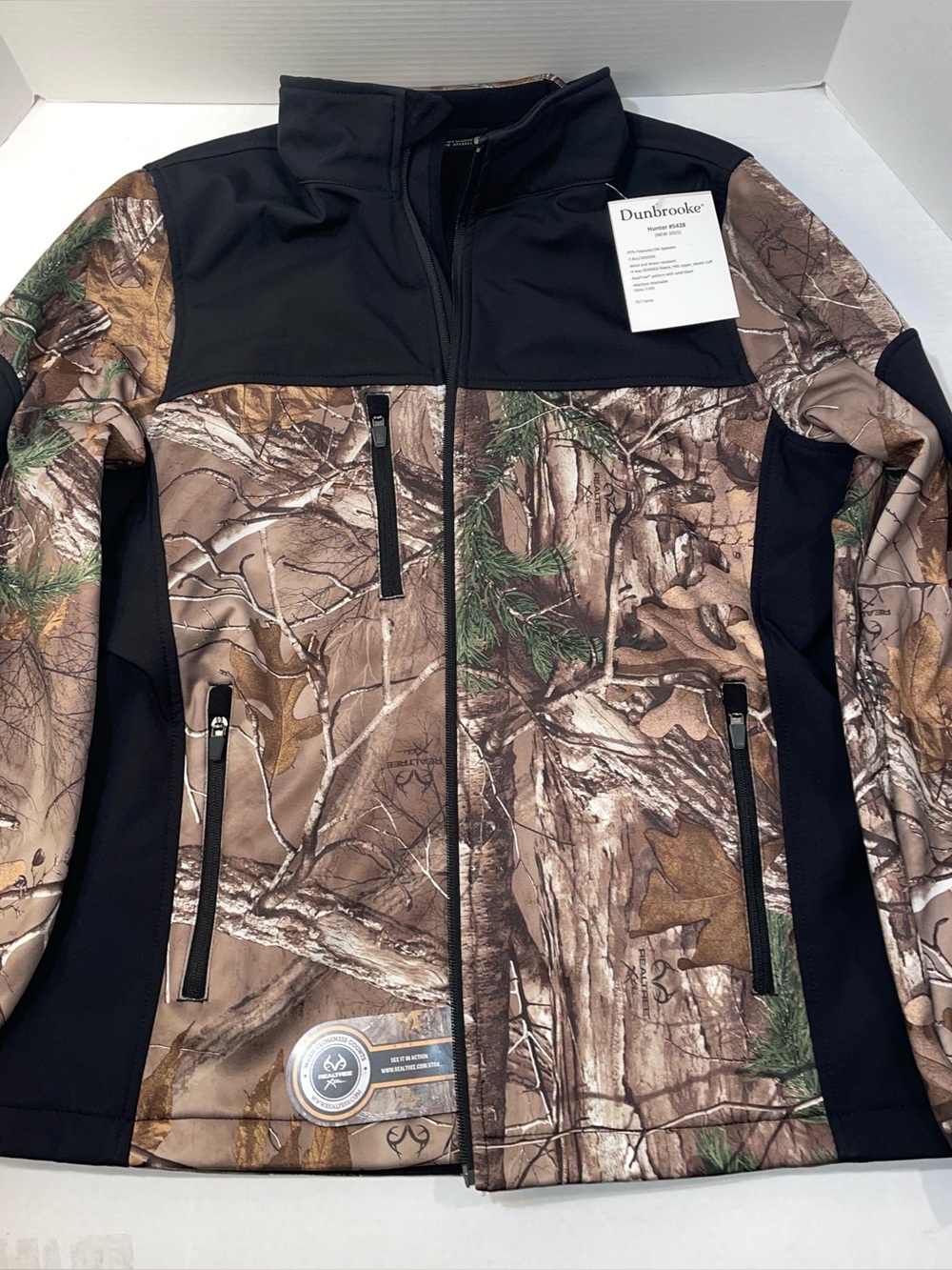 Dunbrooke Hunter Softshell Jacket in Black/Realtree Camo size large